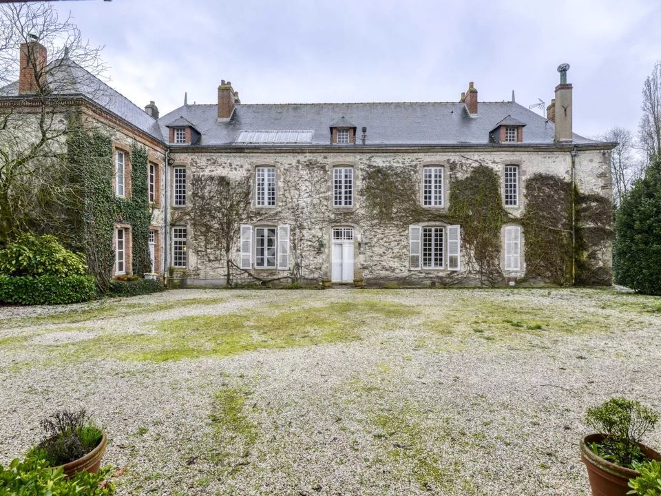 Villa i Cholet, Maine-et-Loire - bilde 1