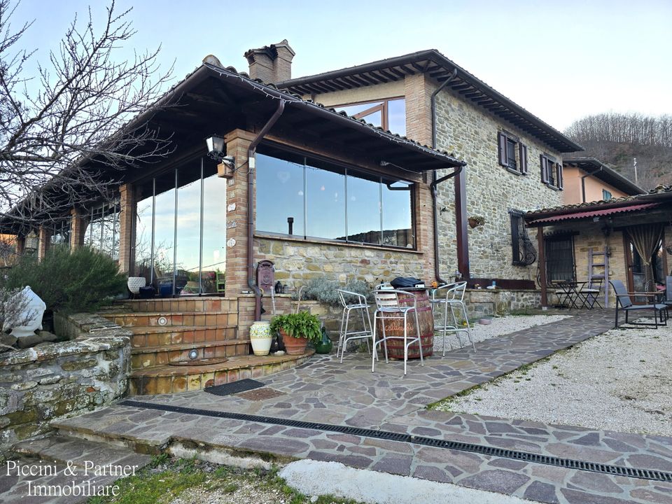 Villa i Gubbio, Perugia - foto 1
