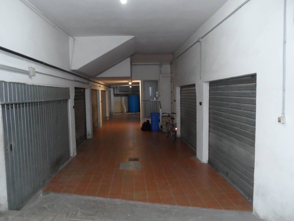 Parkeringsplads i San Benedetto Del Tronto, Ascoli Piceno - foto 3
