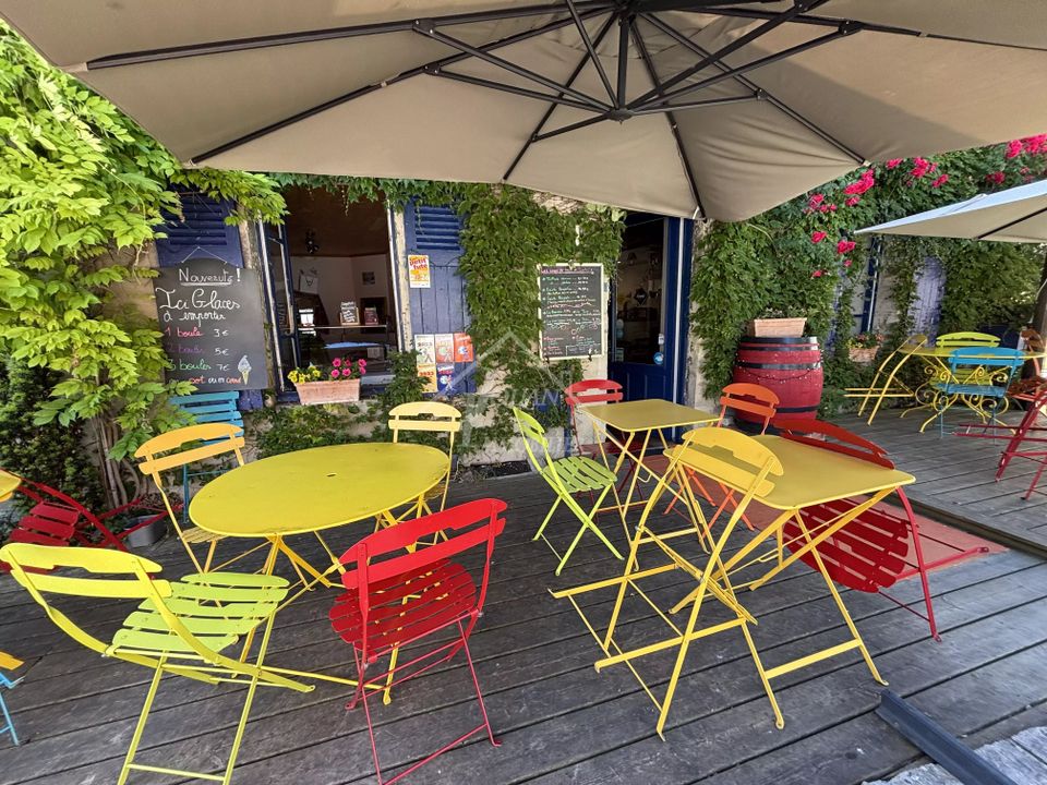 Propiedad comercial en Charnoux, Allier - foto 2