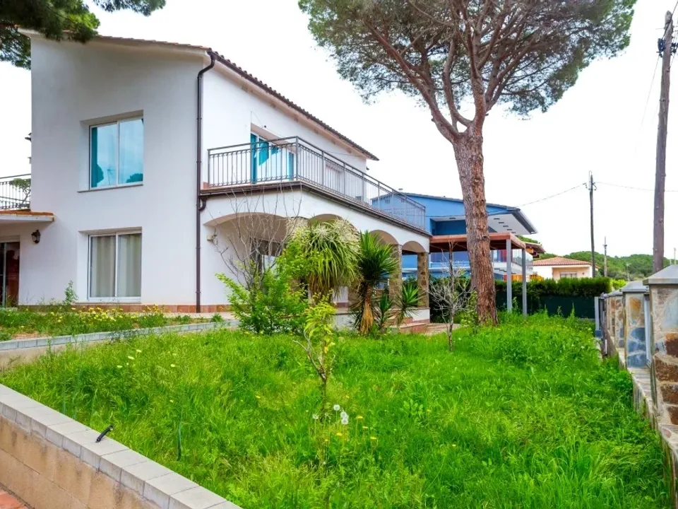 Villa i Castell-Platja D'aro, Gerona - foto 1