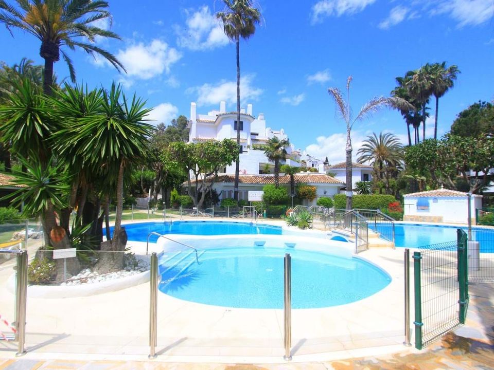 Lejlighed i Marbella, Malaga - foto 1
