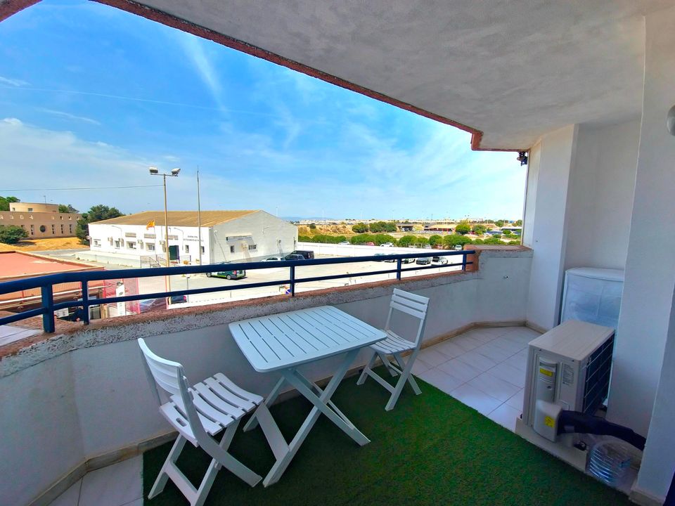 Lejlighed i Torrevieja, Alicante - foto 1