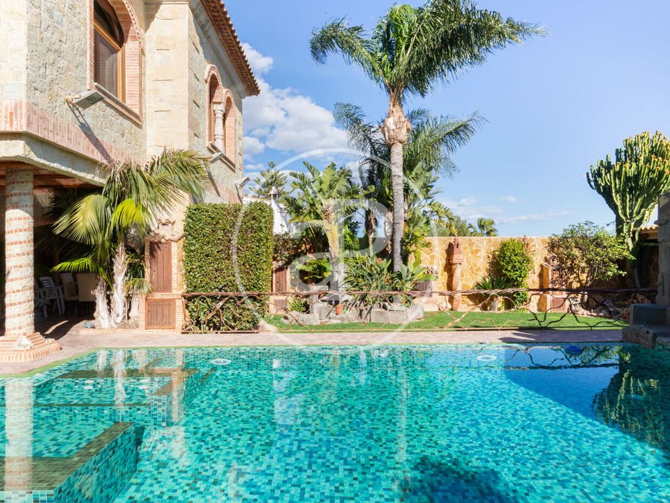 Villa in Alginet, Valencia - photo 3