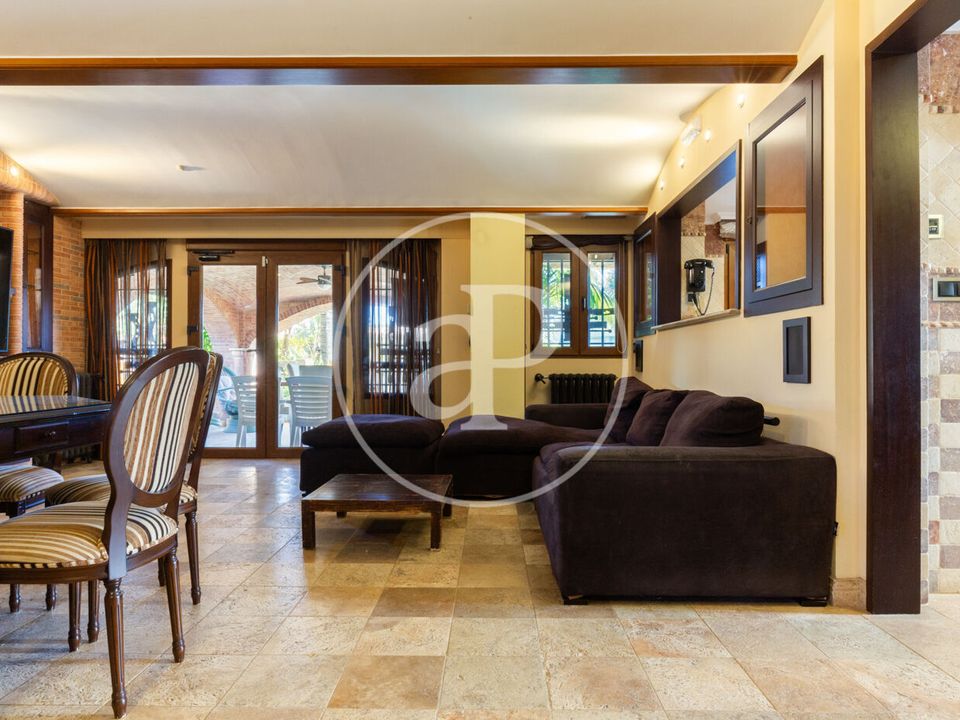 Villa in Alginet, Valencia - photo 5