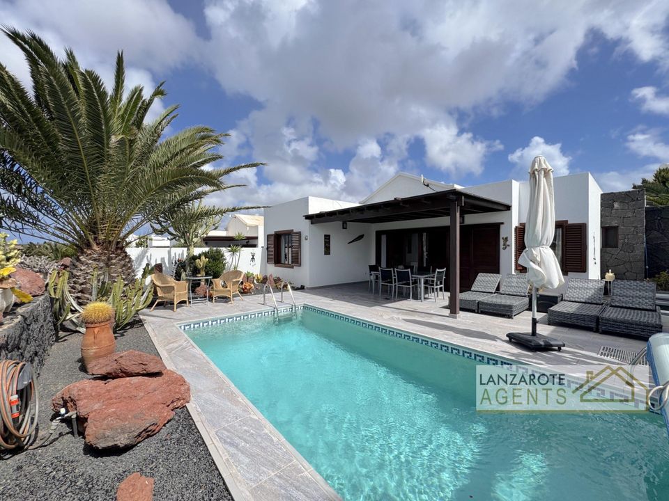 Villa i Playa Blanca (Yaiza), Lanzarote - foto 1