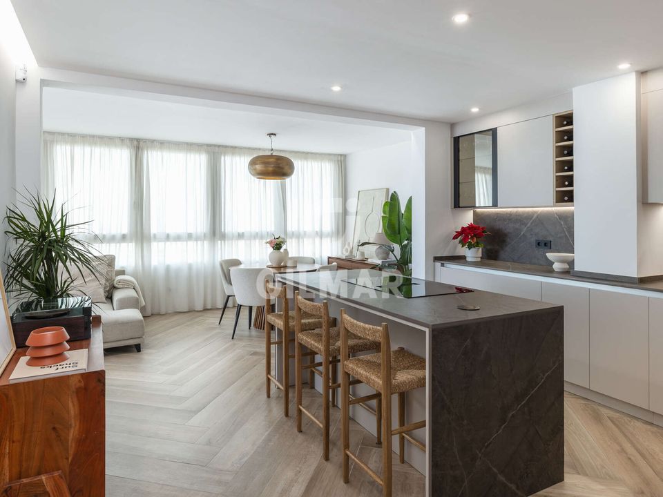 Penthouse in Las Palmas De Gran Canaria, Gran Canaria - photo 2
