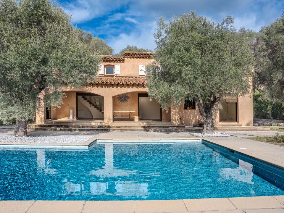 Villa i Mougins, Alpes-Maritimes - bilde 1