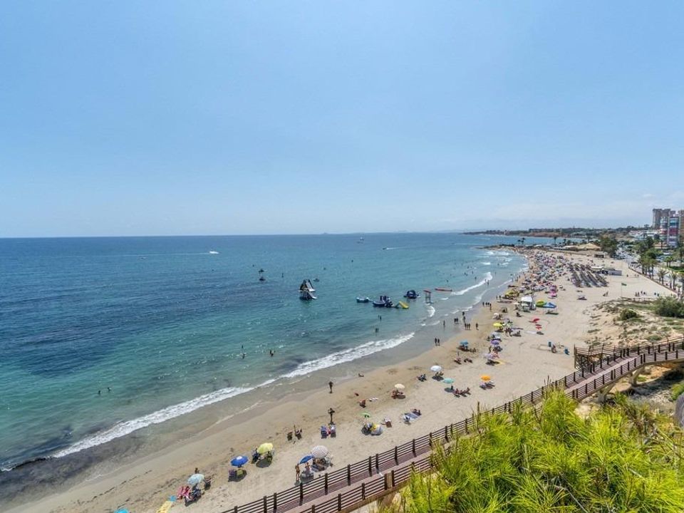 Lejlighed i Dehesa De Campoamor, Alicante - foto 1