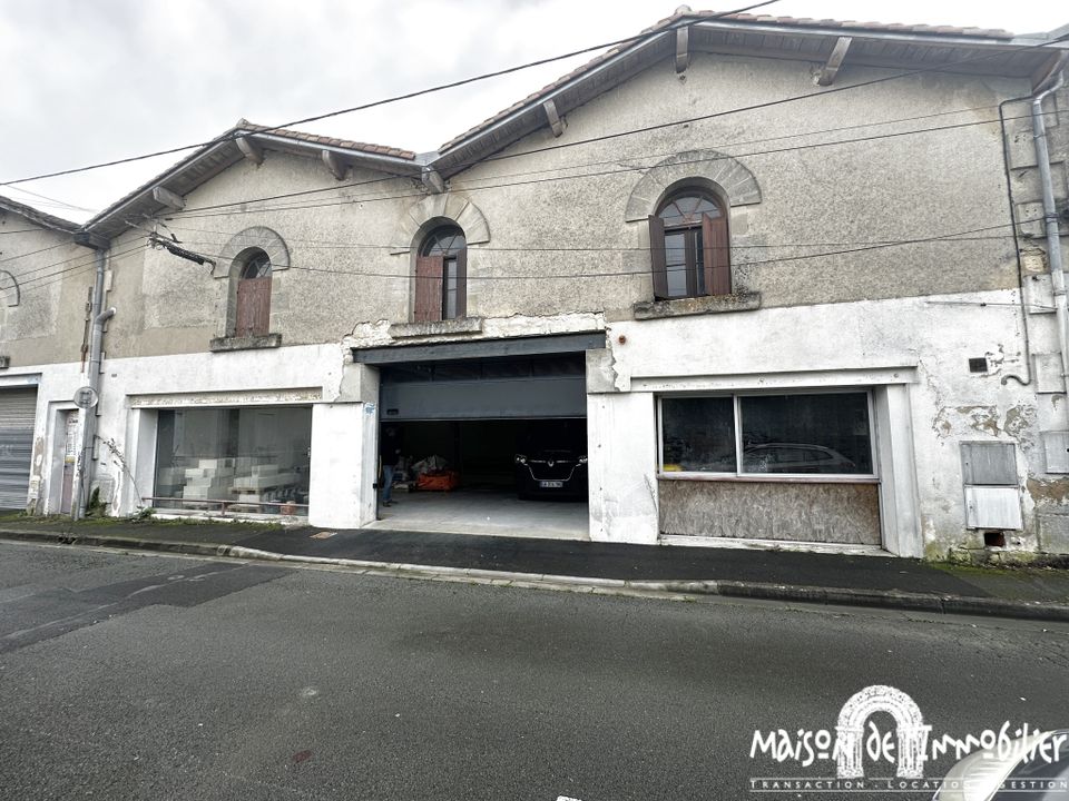Erhvervsejendom i Cognac, Charente - foto 1