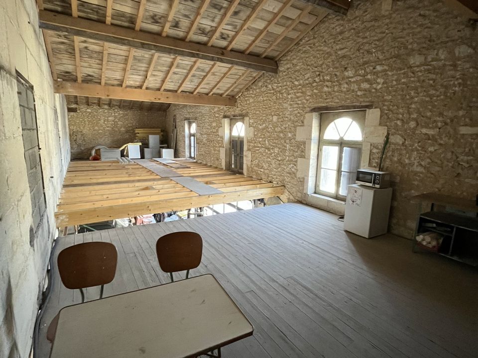 Erhvervsejendom i Cognac, Charente - foto 4
