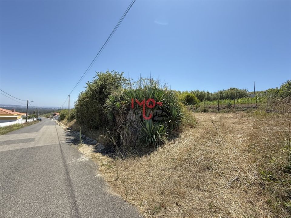 Helårsgrund i Santo Onofre e Serra do Bouro, Leiria - foto 1