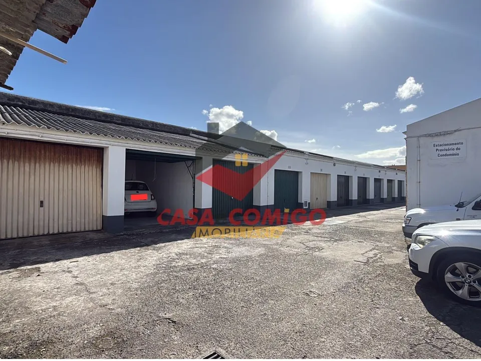 Garage i Ponta Delgada, Sao Miguel - foto 1