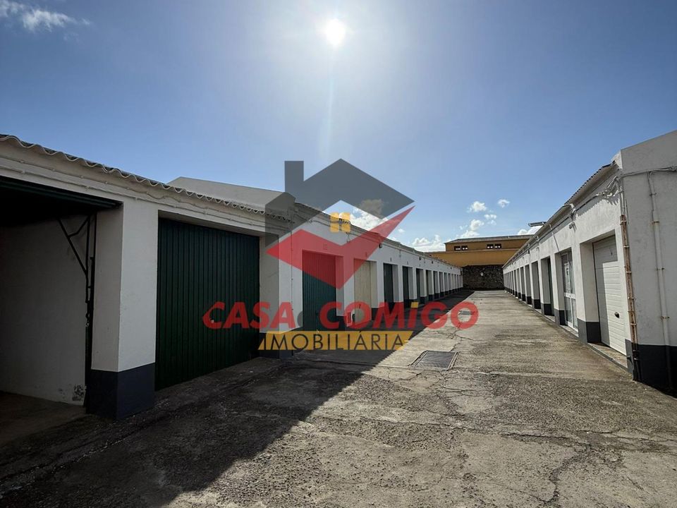 Garage i Ponta Delgada, Sao Miguel - foto 4