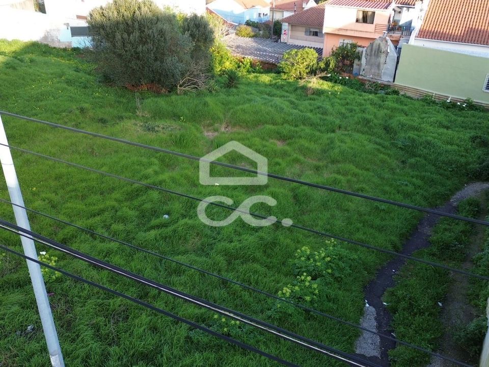 Helårsgrund i Amadora, Lisbon - foto 2