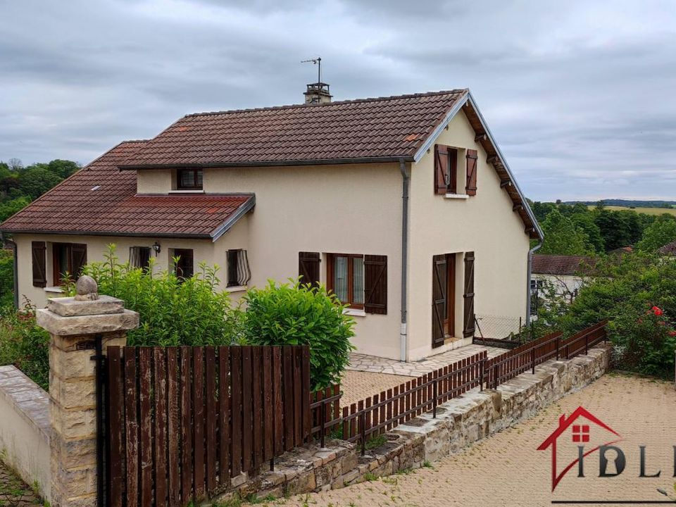 Villa i Bourbonne-les-Bains, Haute-Marne - bilde 1