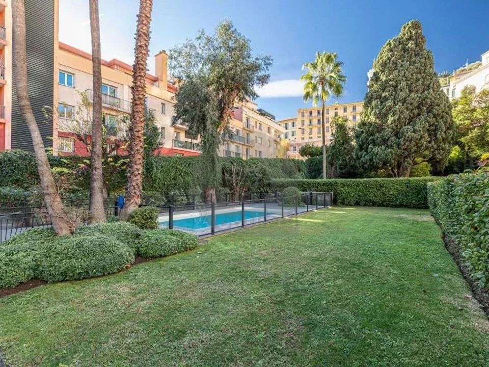Lejlighed i Menton, Alpes-Maritimes - foto 1