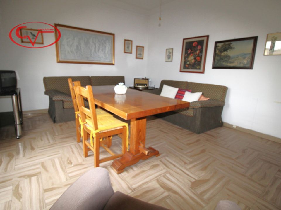 Lejlighed i San Giovanni Valdarno, Arezzo - foto 4