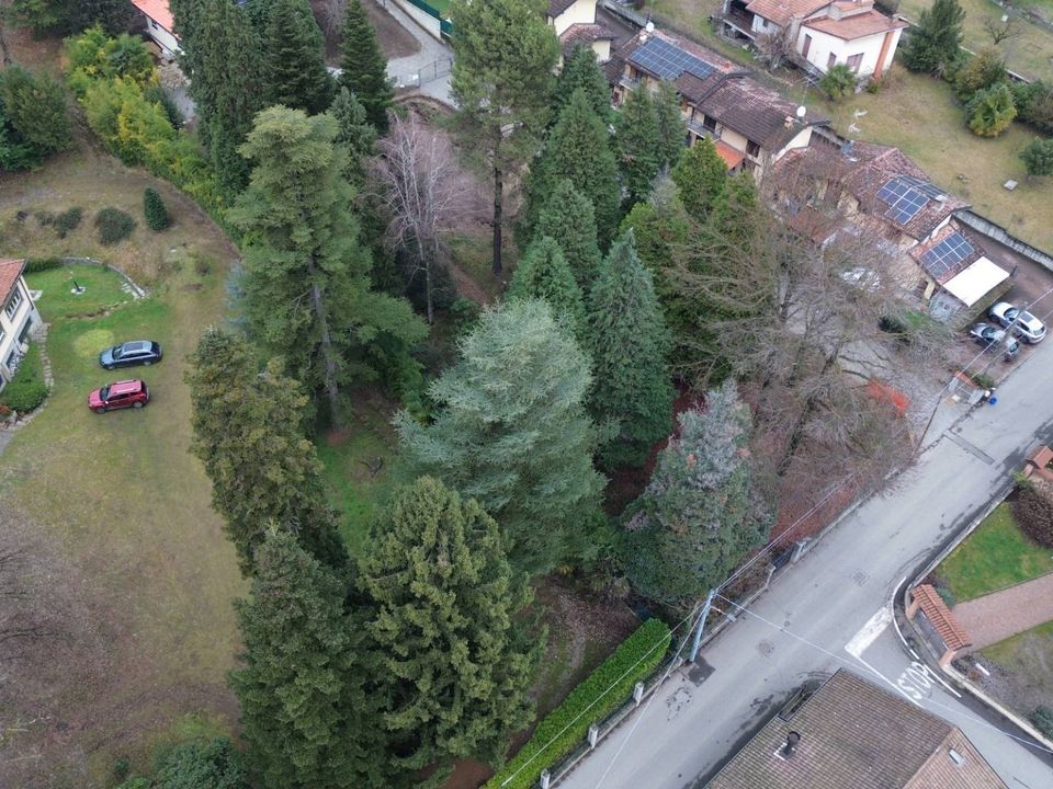 Helårsgrund i Somma Lombardo, Varese - foto 2