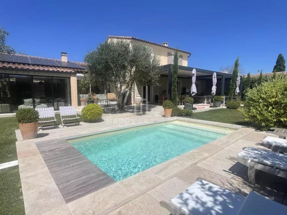Villa i Maussane-les-Alpilles, Bouches-du-Rhone - foto 1