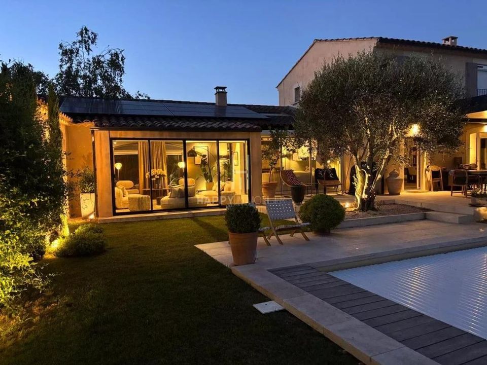 Villa i Maussane-les-Alpilles, Bouches-du-Rhone - foto 2