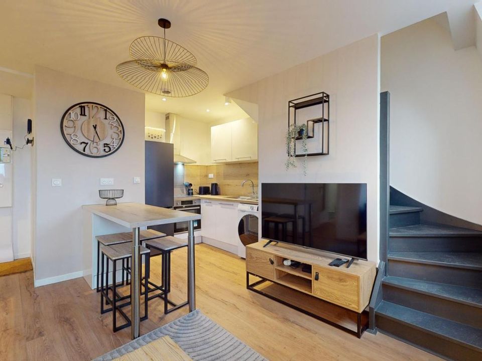 Apartment in Lille, Nord - photo 1
