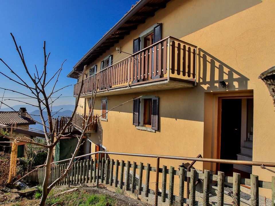 Lejlighed i Almenno San Bartolomeo, Bergamo - foto 1