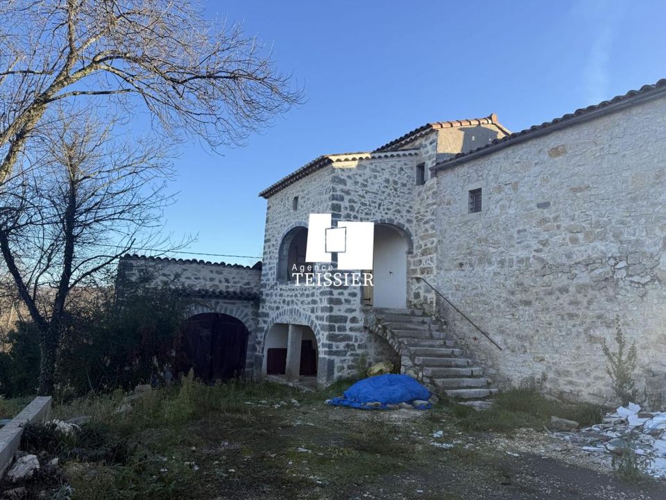 Landsbyhus i Saint-Sauveur-de-Cruzieres, Ardeche - foto 3
