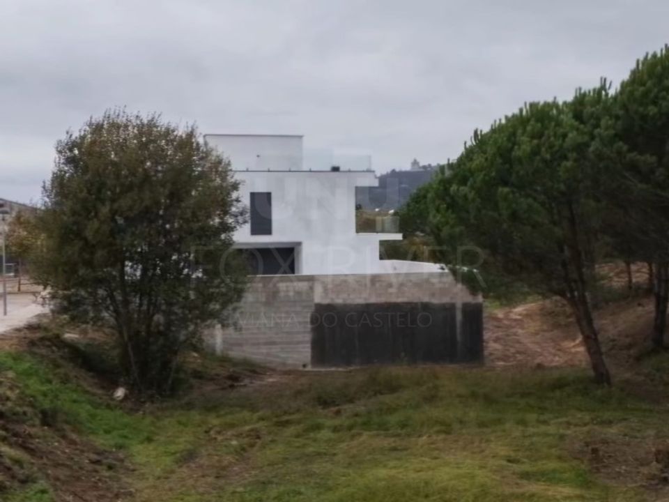 Helårsgrund i Darque, Viana do Castelo - foto 1