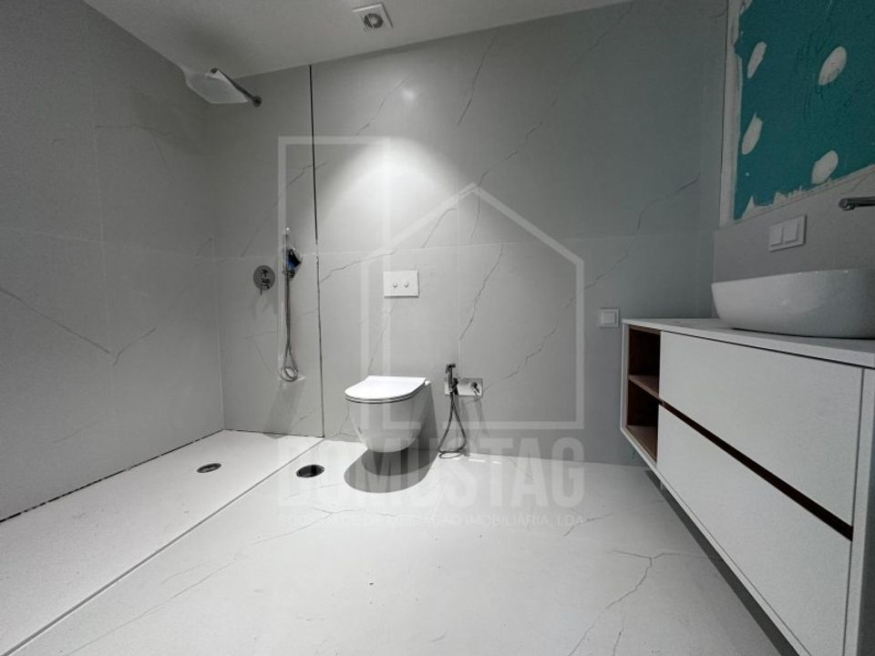 Lejlighed i Aveiro, Aveiro - foto 4