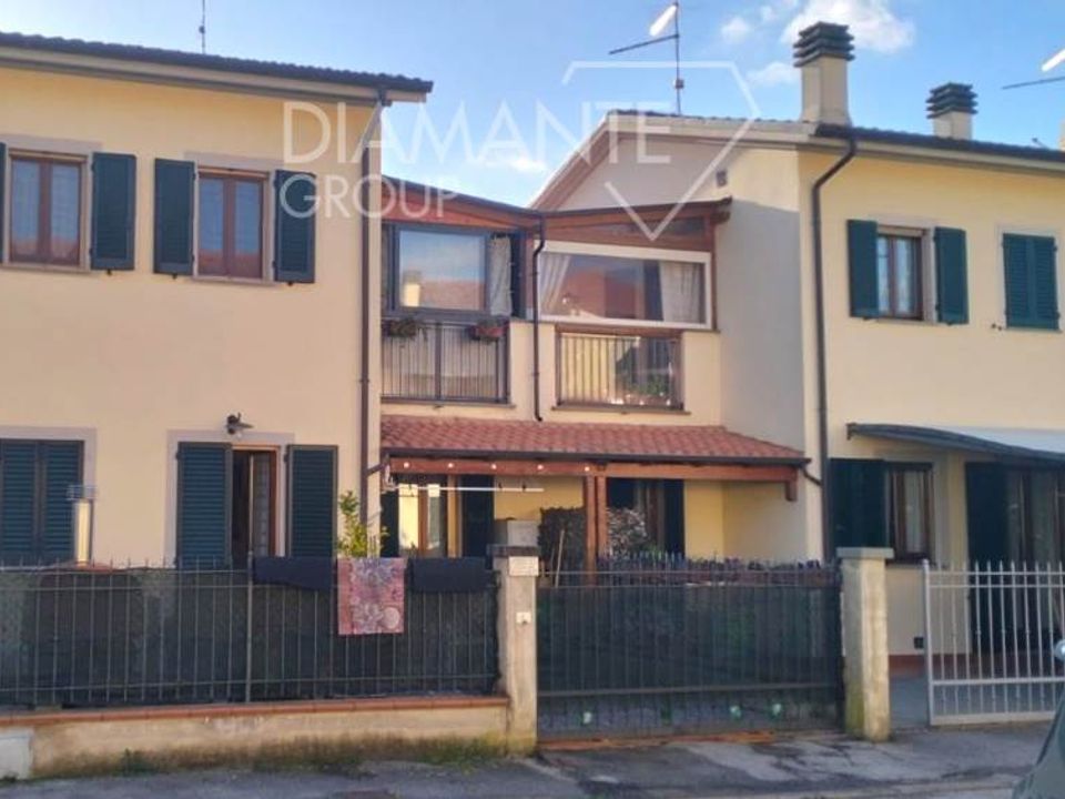 Rækkehus i Cortona, Arezzo - foto 1