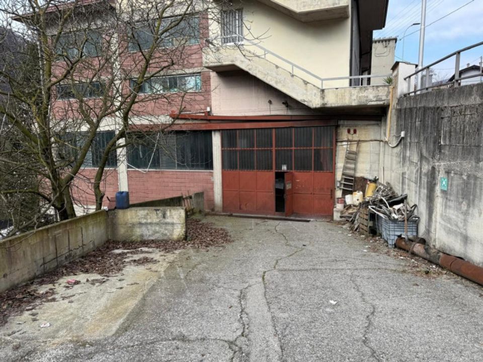 Erhvervsejendom i Lumezzane, Brescia - foto 1