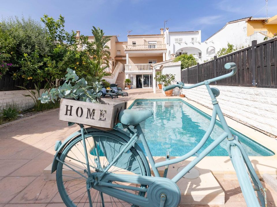 городской дом в Oliva, Valencia - фотография 3