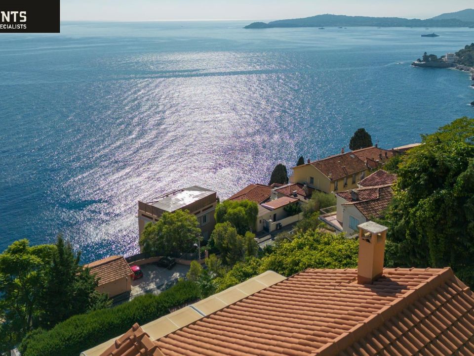 Villa in Cap-d'Ail, Alpes-Maritimes - foto 2