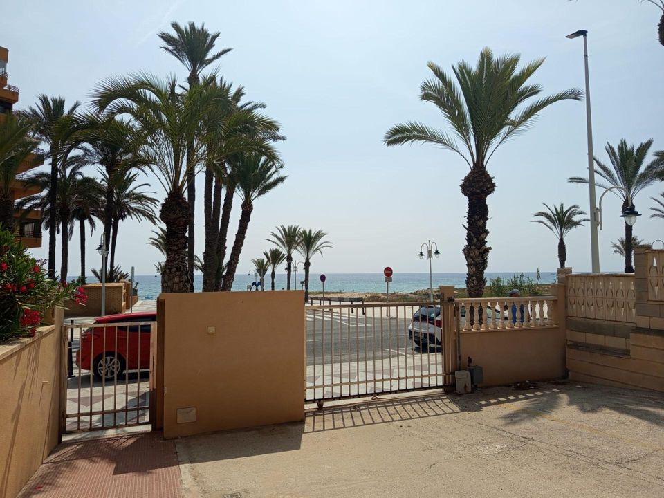 Lejlighed i Los Arenales Del Sol, Alicante - foto 2