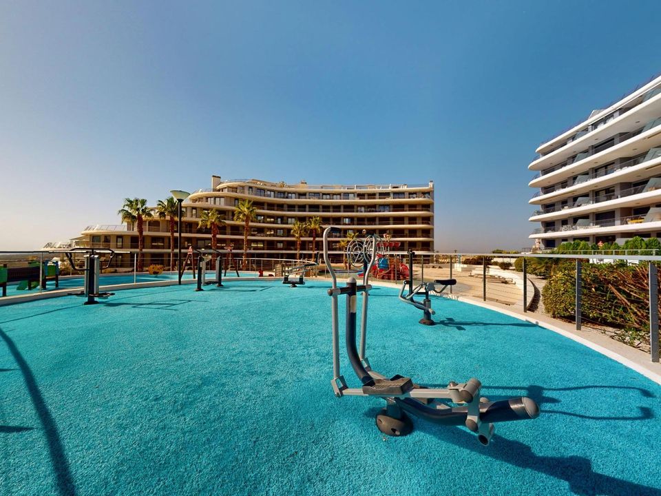 Lejlighed i Los Arenales Del Sol, Alicante - foto 1