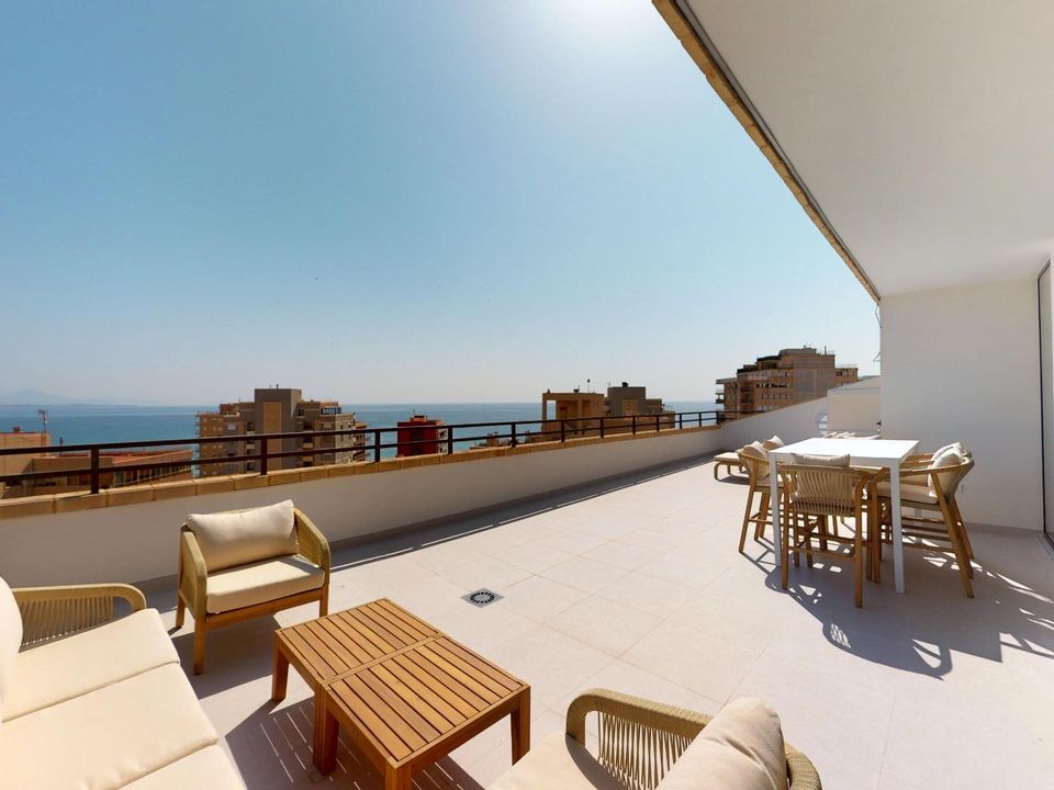 Penthouse i Los Arenales Del Sol, Alicante - foto 1