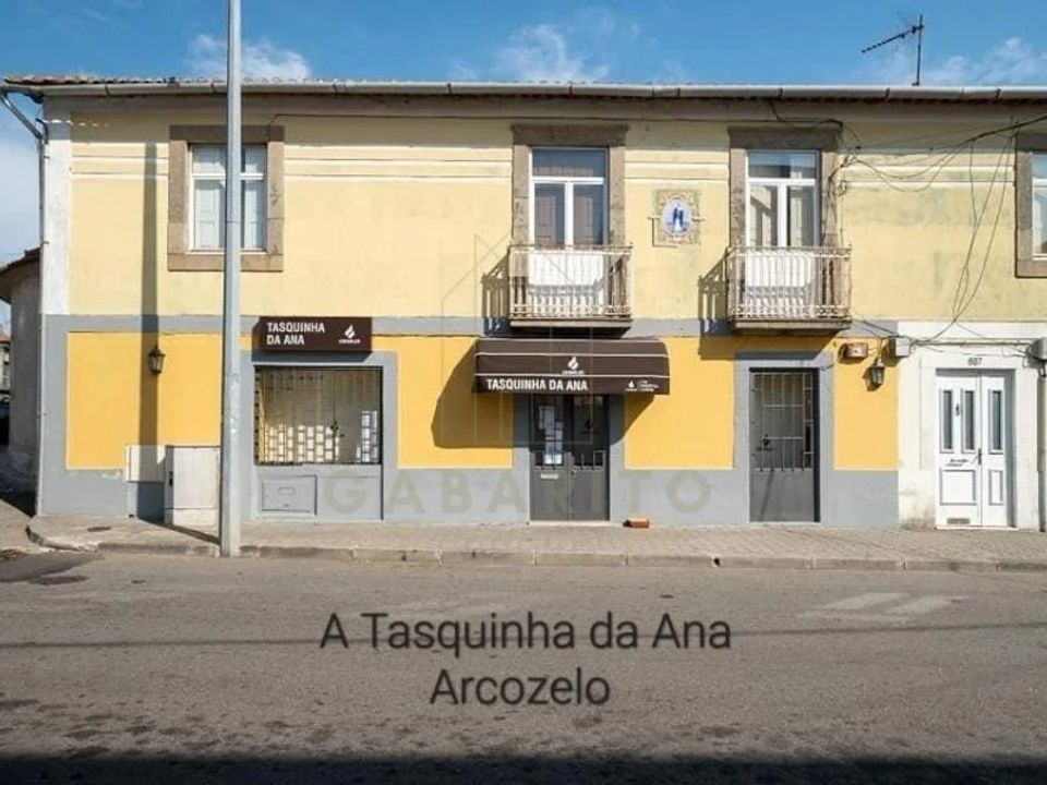 Erhvervsejendom i Arcozelo, Porto - foto 1