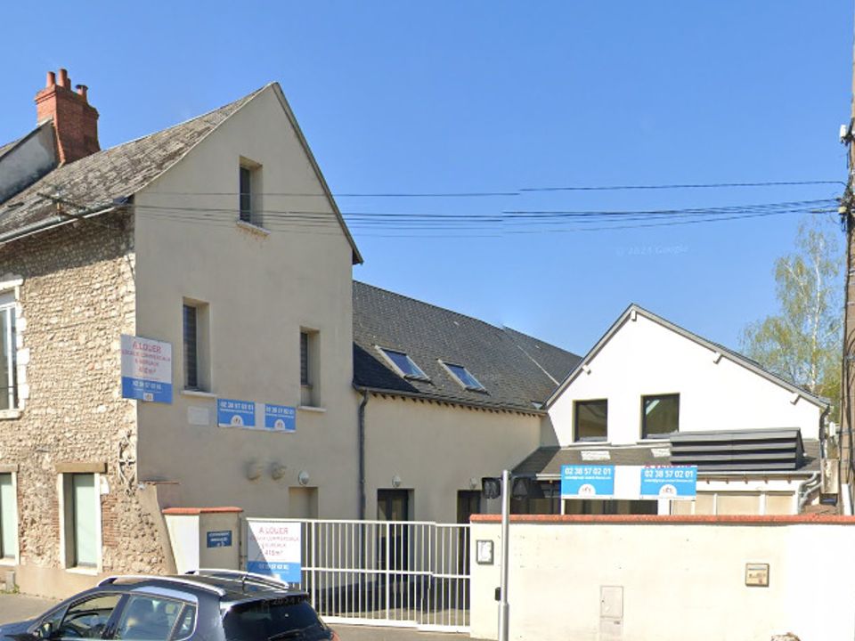 Erhvervsejendom i Saint-Jean-de-Braye, Loiret - foto 1