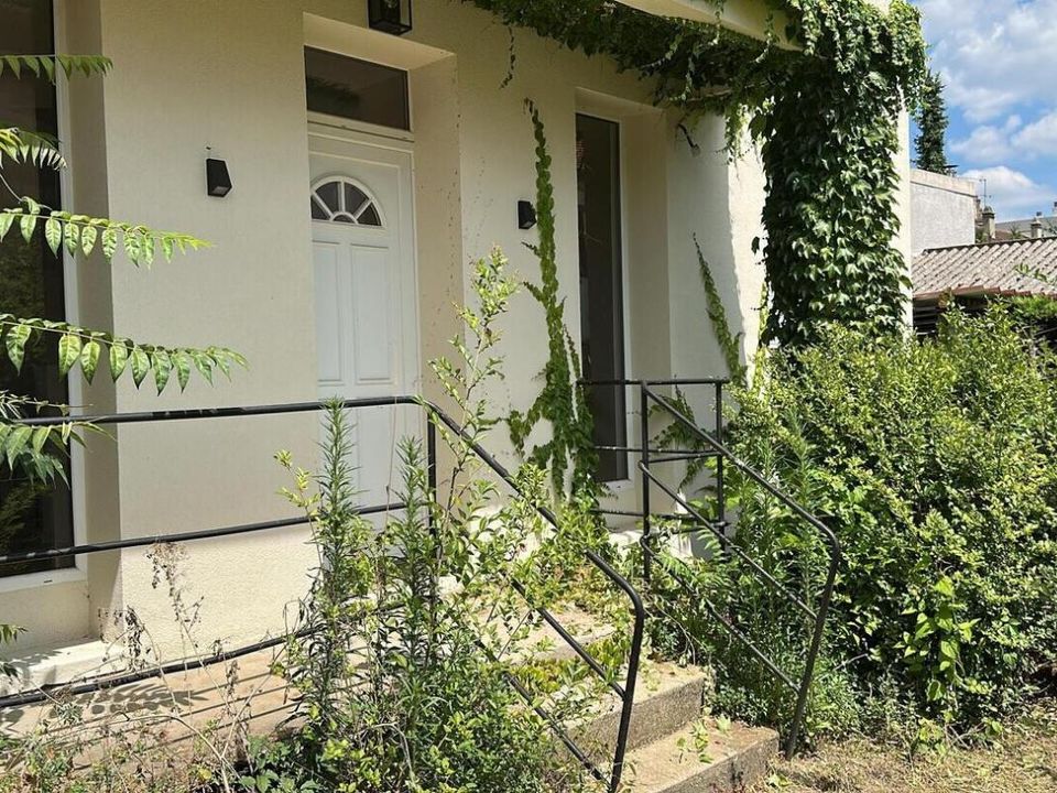 Villa en Maisons-Alfort, Val-de-Marne - foto 1