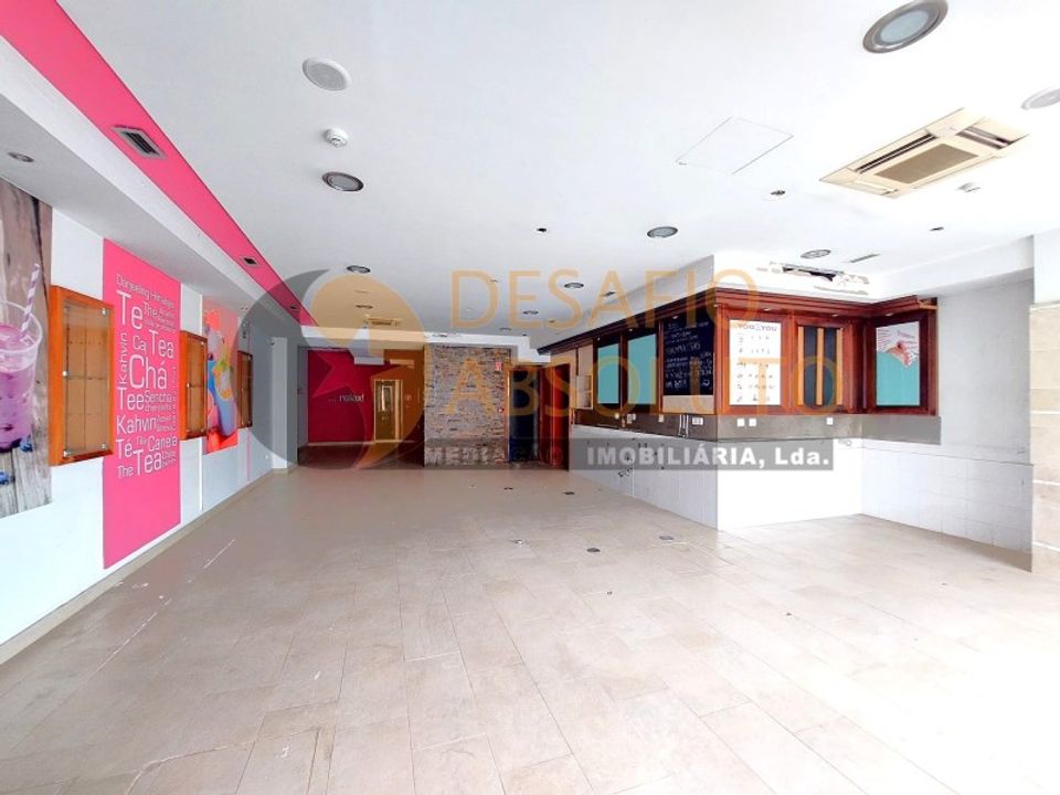 L'establiment comercial a Barreiro, Setubal - foto 2