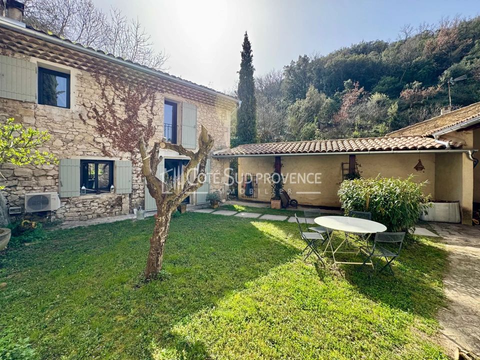 Landejendom i Le Beaucet, Vaucluse - foto 1