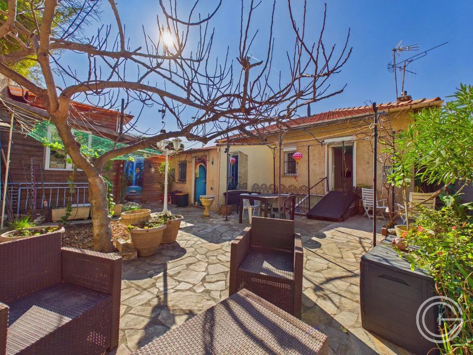 Villa i Nice, Alpes-Maritimes - foto 1