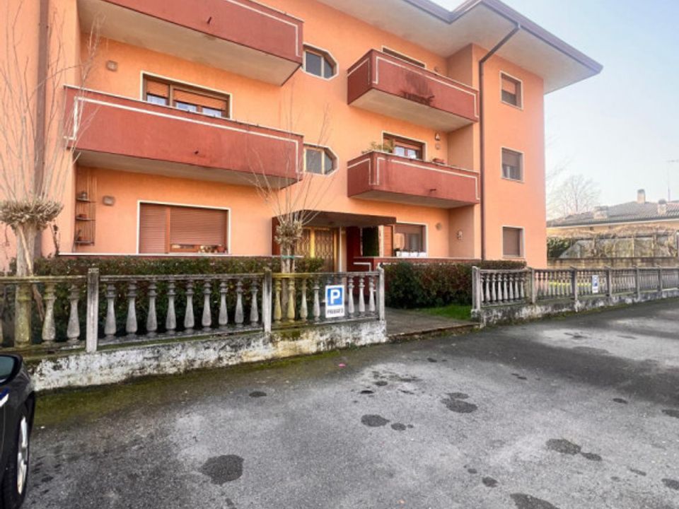 Lejlighed i Cordenons, Pordenone - foto 1