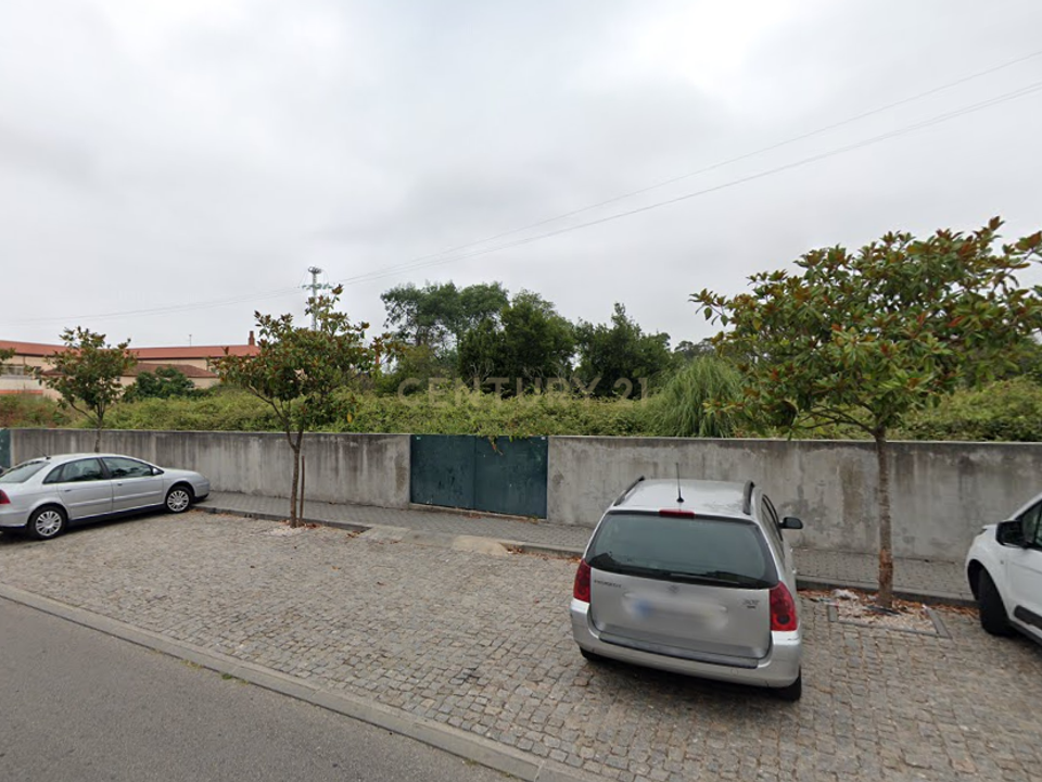 Helårsgrund i Pacos de Brandao, Aveiro - foto 2