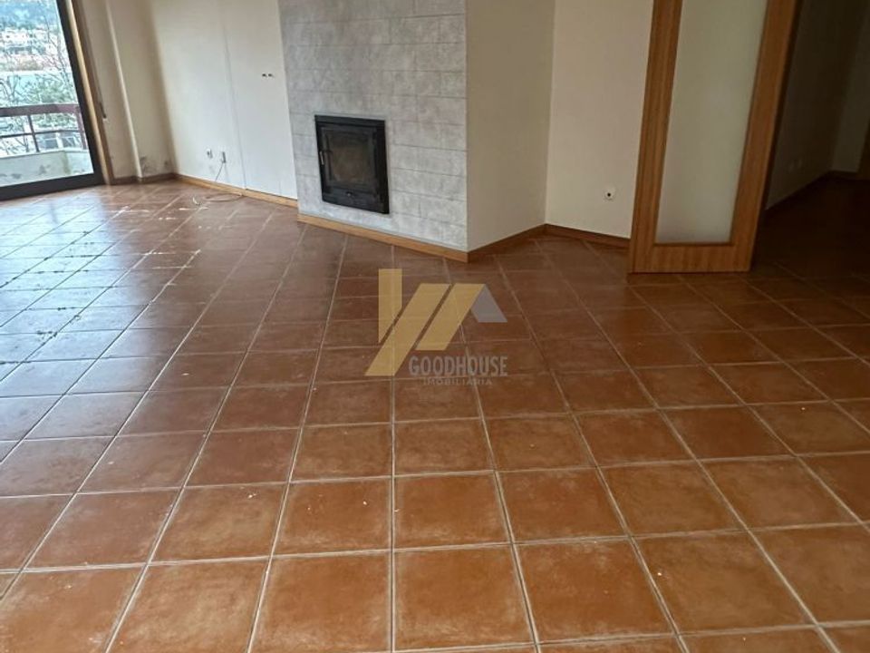 Lejlighed i Oliveira de Azemeis, Aveiro - foto 1