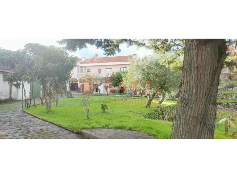 Villa i Santiago de Custoias, Porto - foto 1