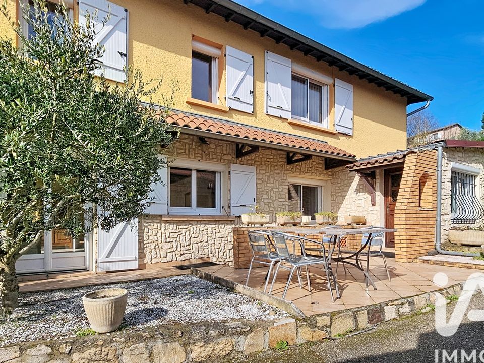 Villa i Saint-Clair-du-Rhône, Isere - foto 1