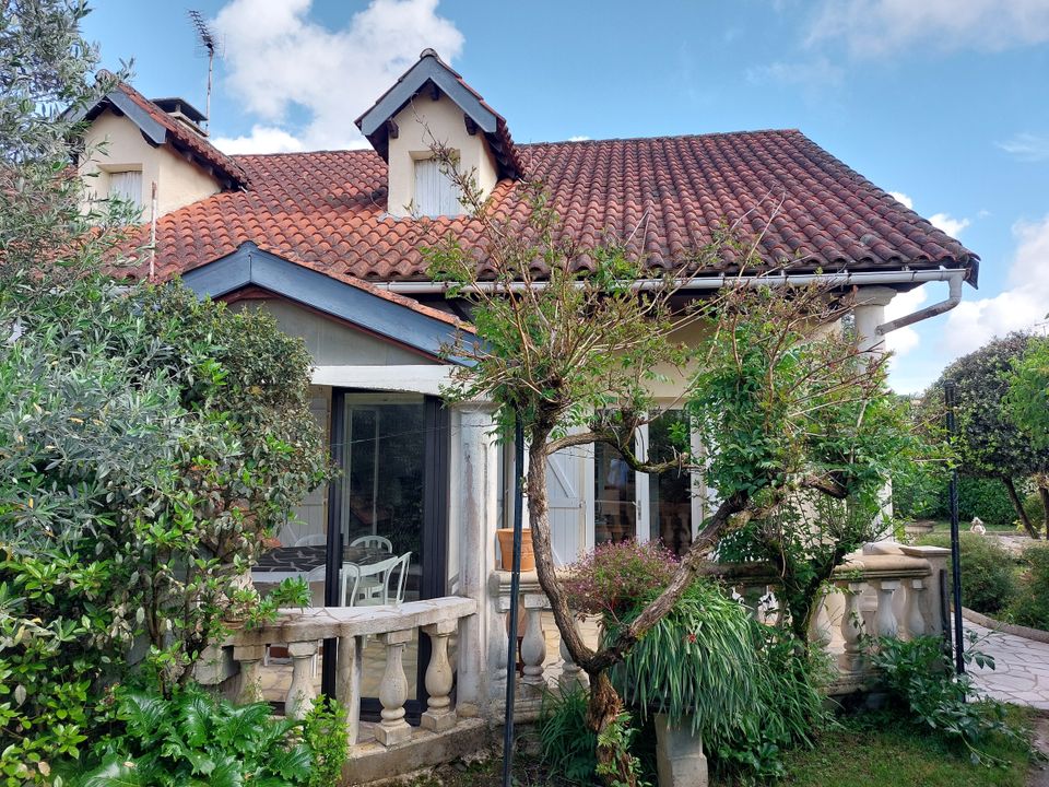 Villa i Villefranche-de-Rouergue, Aveyron - foto 1