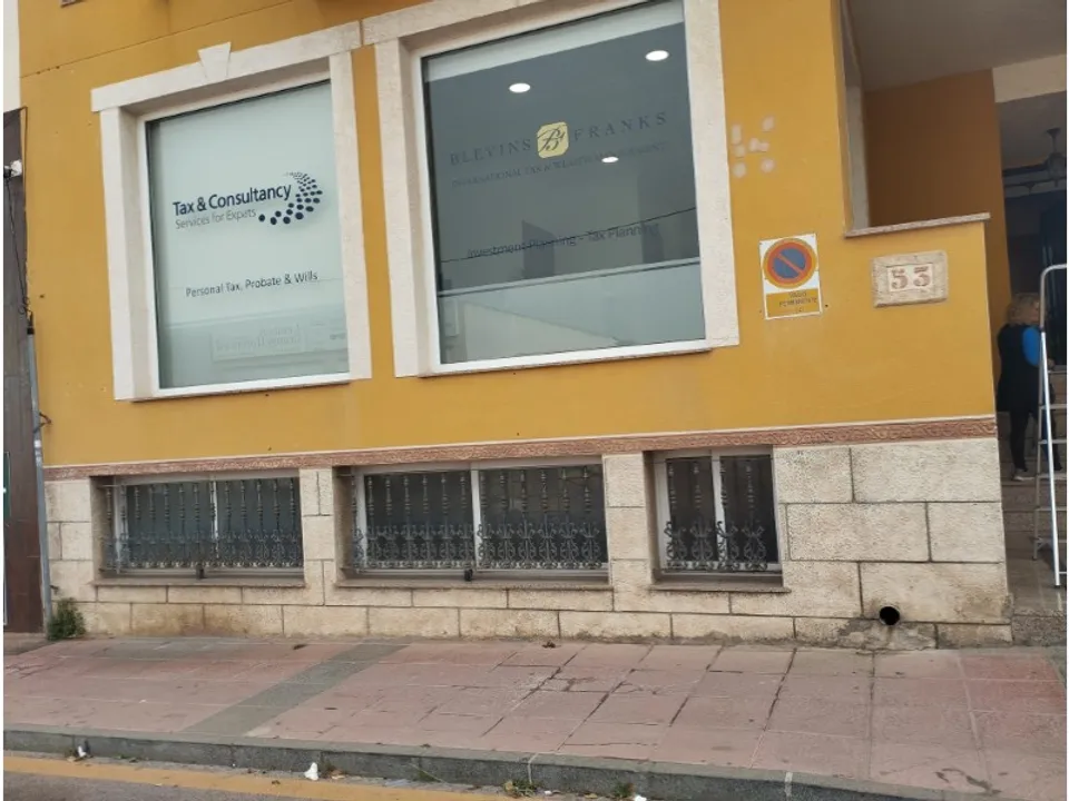 Commercial property in Benijofar, Alicante - photo 2